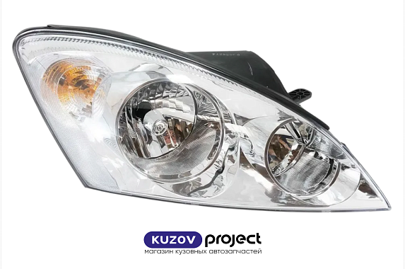 Фара правая под электрический корректор Kia Ceed 2006-2010 (TYC / Тайвань)